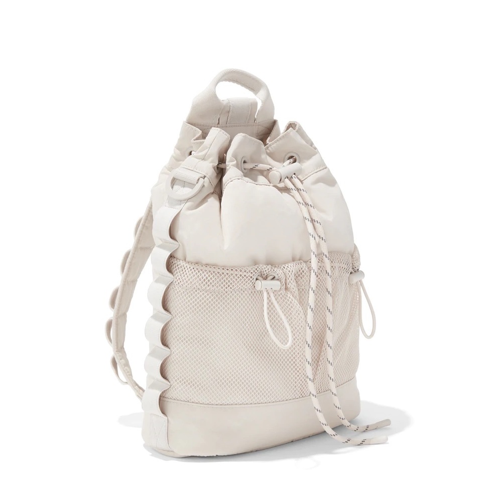 Nova Sling Bag in Moonbeam